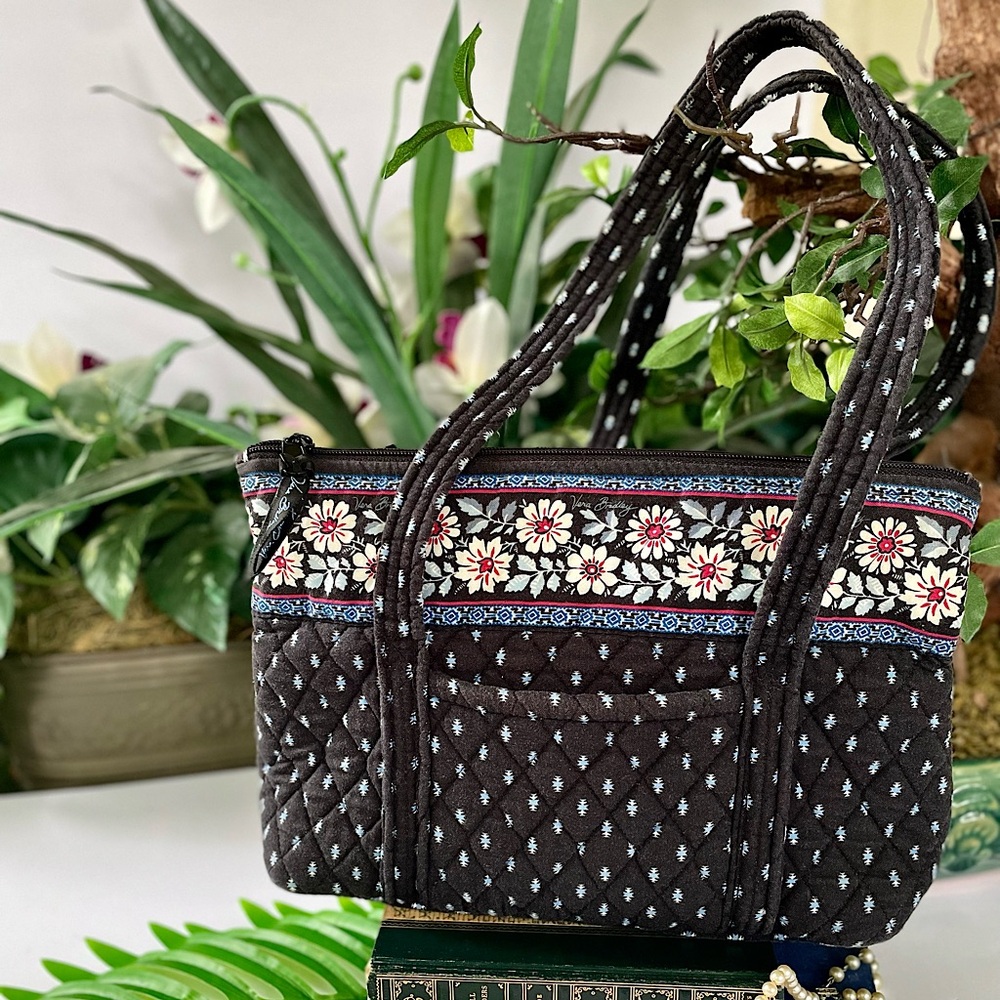 Vera Bradley Blue Floral Print Quilted Purse Tote Bag w/ Pockets
